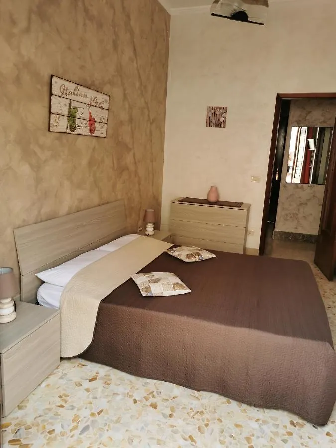 Couette-café Bed and Breakfast Acqua E Fuoco Chez Rachel à Riposto Italie